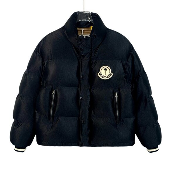 Moncler Black Down Puffer Jacket With Logo Patch & Zip Pockets - Picture 1 of 8